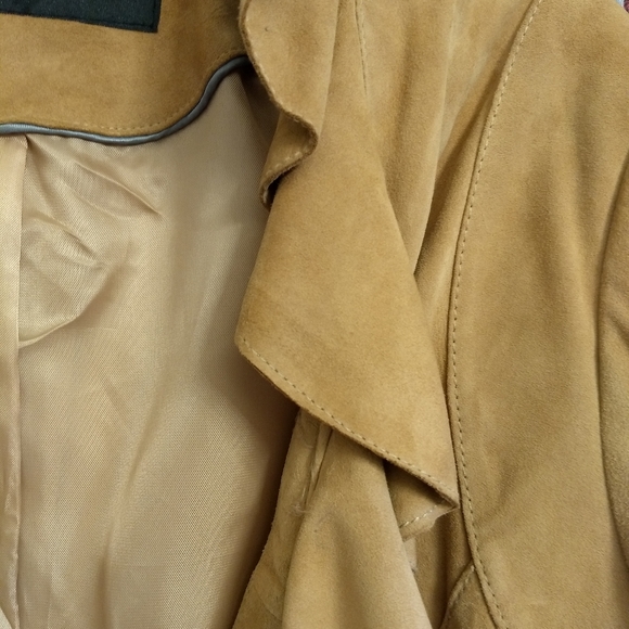 Elie Tahari Suede Ruffle Jacket - Picture 5 of 15